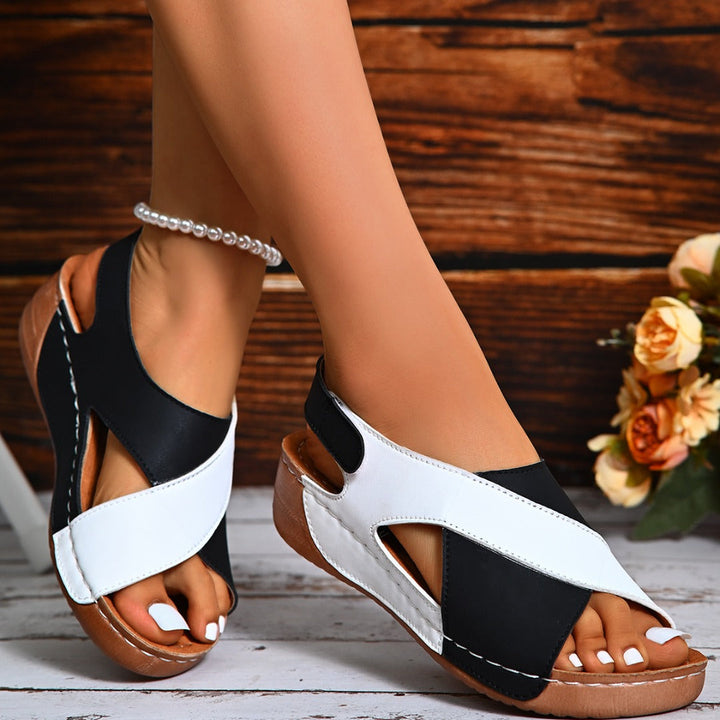 Comfortable orthopedic sloping sandals