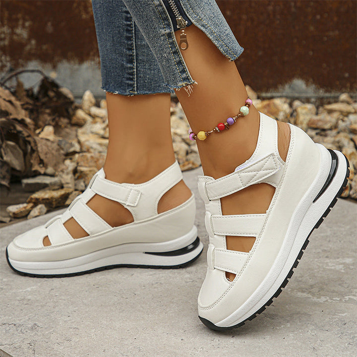 Orthopedic velcro sandals with closed toes