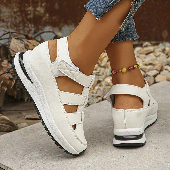 Orthopedic velcro sandals with closed toes