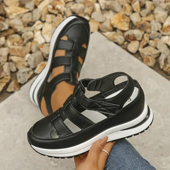 Orthopedic velcro sandals with closed toes